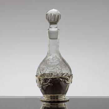 66. Karaffe in Silberfassung 66. Karaffe in Silberfassung